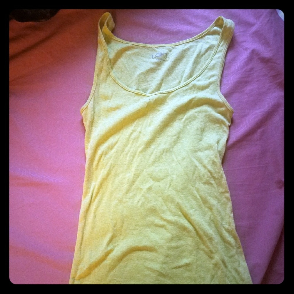 Yellow basic tank